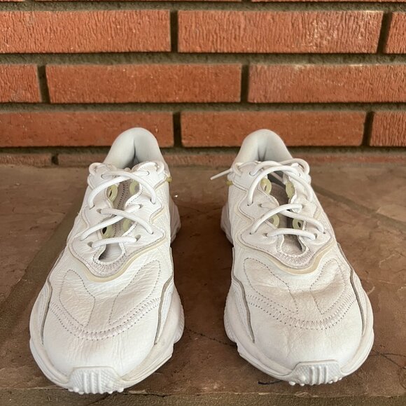 White Ozweego, Adidas - Picture 1 of 4